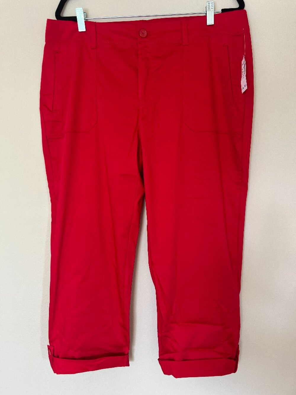 Westport - Signature Fit Mid Rise Capri Pants - Size 16 - Red